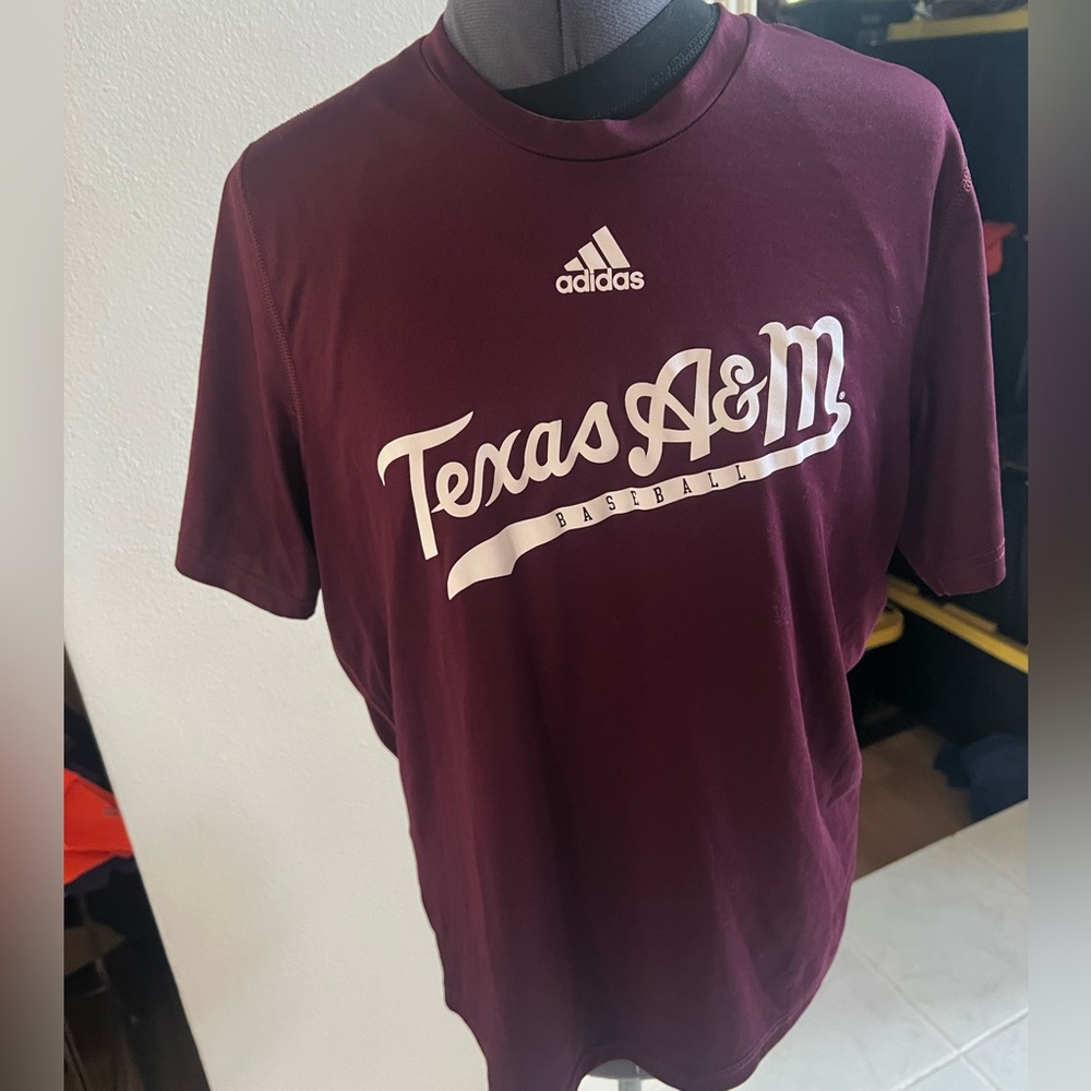 Texas A&M Baseball performance T-shirt by adidas size L